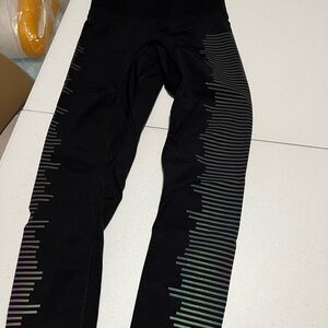 Noli Black Leggings with Iridescent Stripes